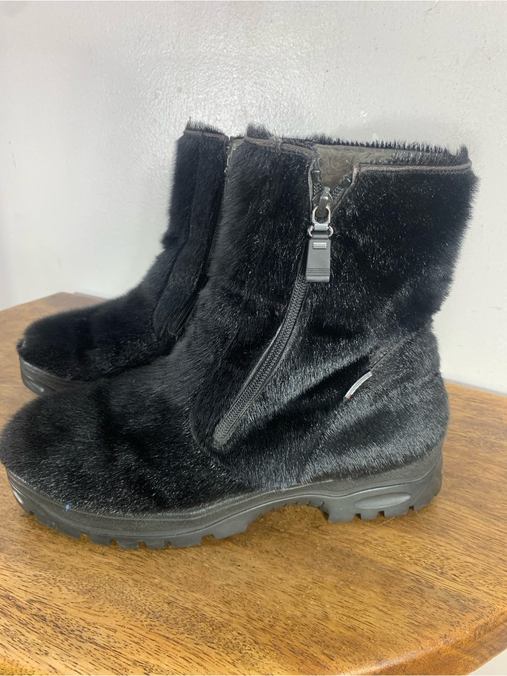 Vintage Pajar Canada Heritage Collection Black Fur-Lined Winter Boots